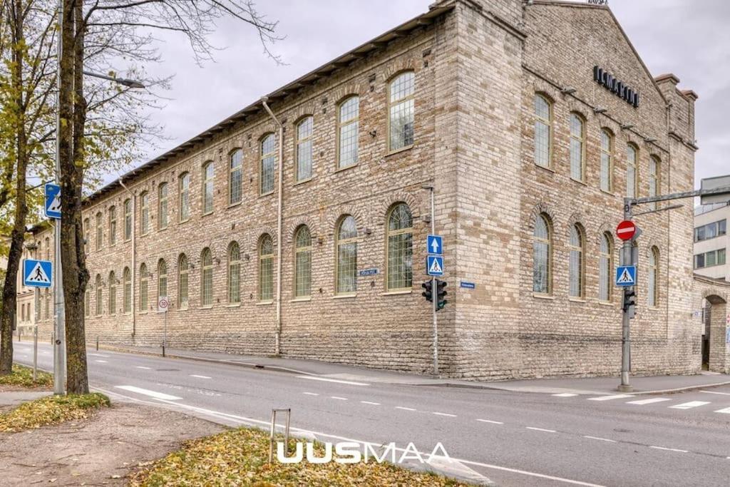 Charming Loft Near Old Town Apartment Tallinn Exterior foto